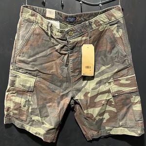 Levi’s Cargo Shorts